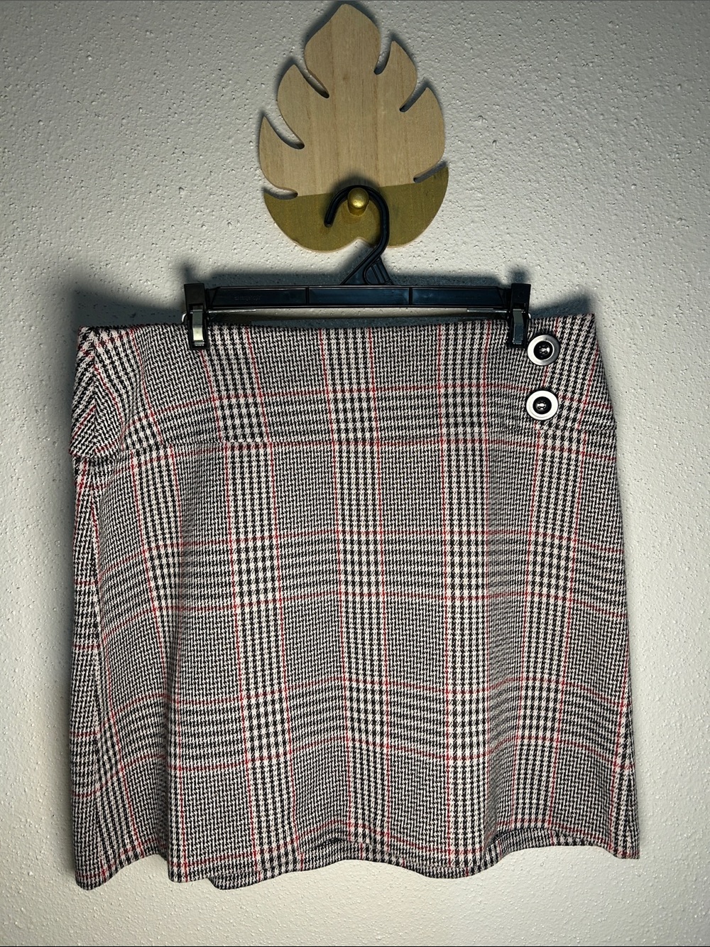 New York & Company Plaid Button-Applied A-Line Skirt - Black, White & Red Size L